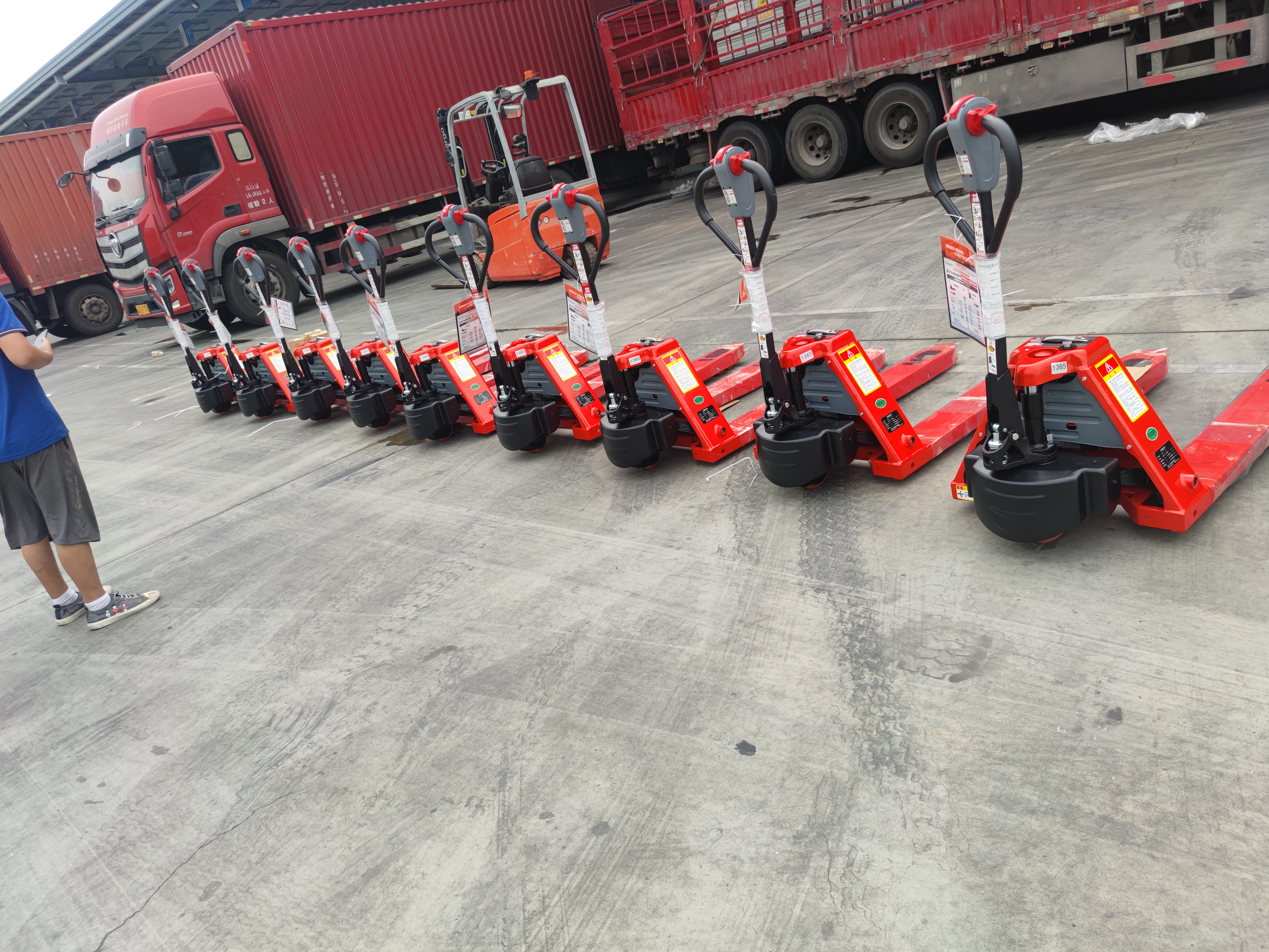1500kg 3300lbs Electric Power Pallet Jack Truck Lithium Battery Electric Pallet Truck - WELIFTRICH