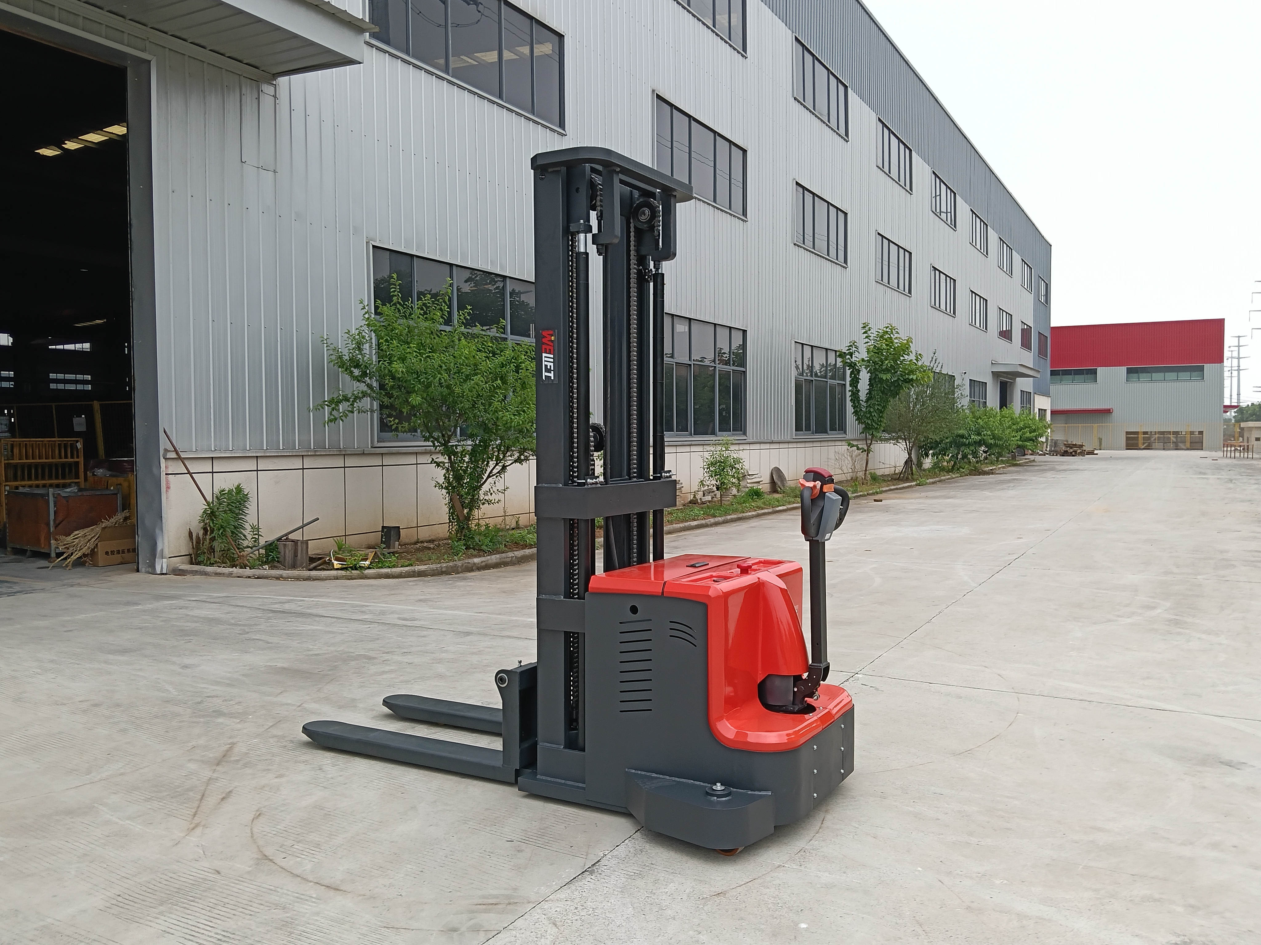 Weliftrich1500kg 1.5ton Pedestrian Electric Stacker Electric Push Stacker for Sale ES-16K